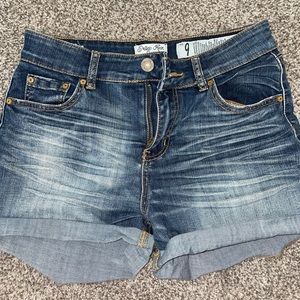 Women’s jean shorts